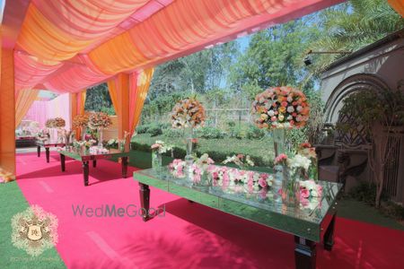 Photo of Mint and peach wedding decor