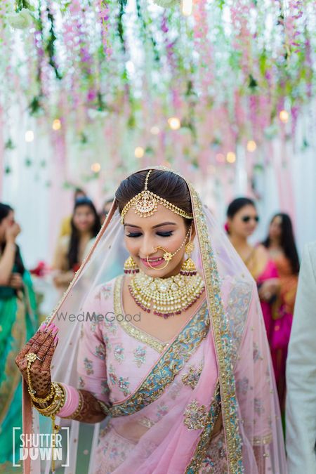 Photo of Pretty pastel bridal portrait