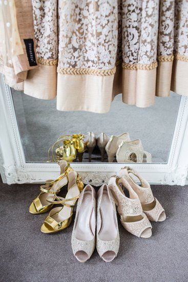 Gold Wedding Accessories Photo