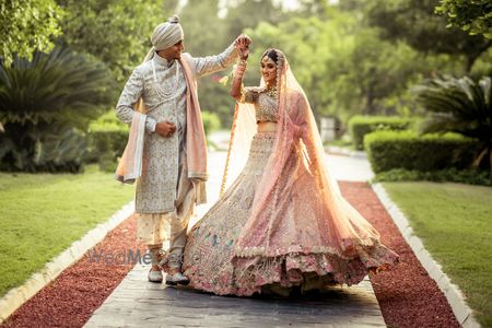 Photo of Wedding day couple pose ideas