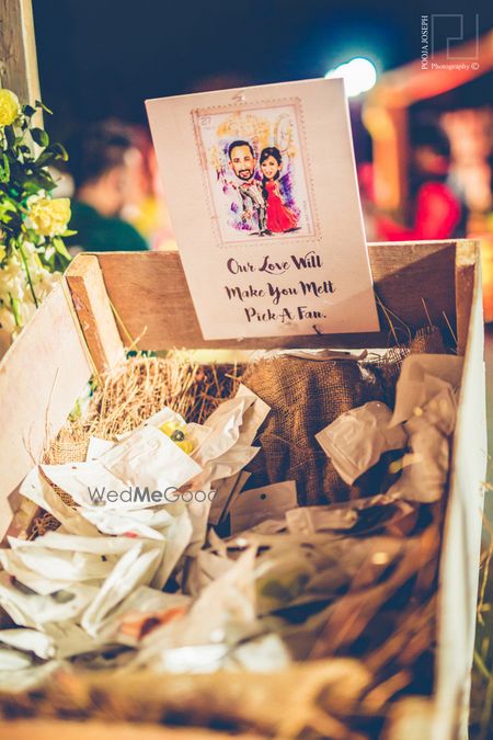 Photo of Touching idea pick a fan for guests