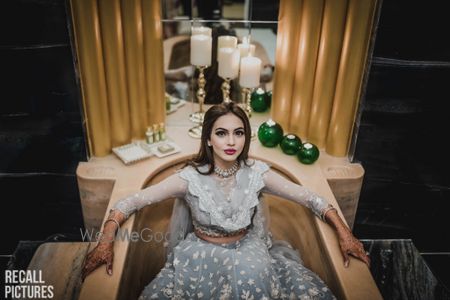 Photo of Bride in bathtub getting ready shot