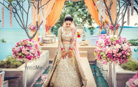 Gold Bridal Lehenga Photo gold lehenga