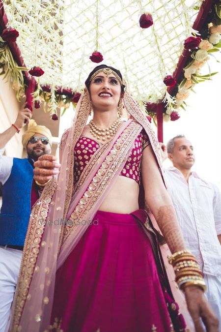 Wedding Photoshoot & Poses Photo pomegranate pink lehenga