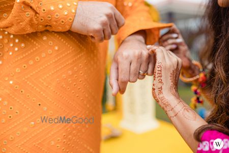 Photo of sister of the bride mehendi design