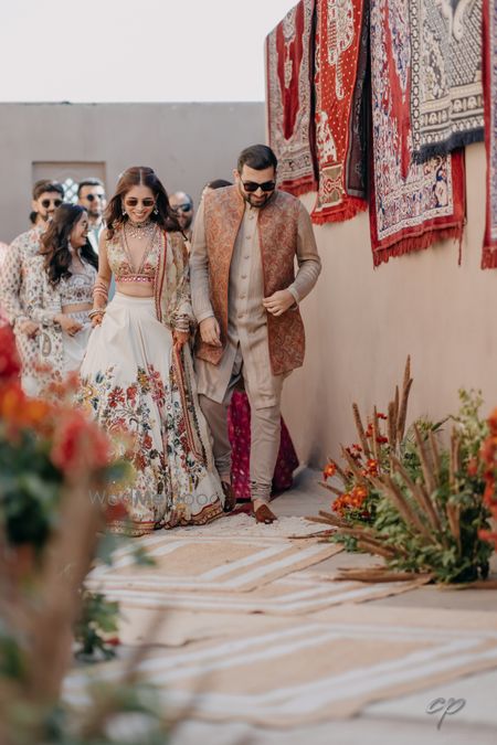 Photo of candid couple portrait on mehendi day