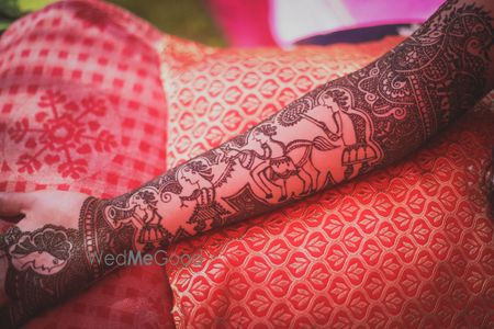 Mehndi Designs Photo baraat motif on mehendi