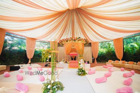 Photo of Simple anand karaj decor idea.