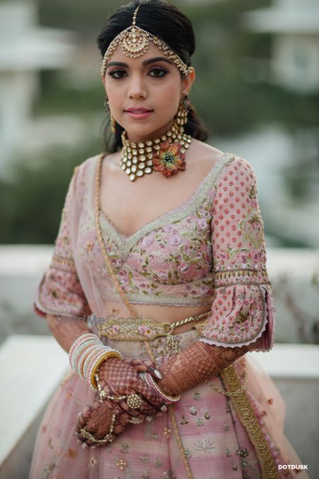 Photo of A pretty bridal portrait