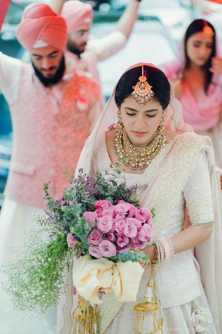 Photo of Minimal sikh bridal look