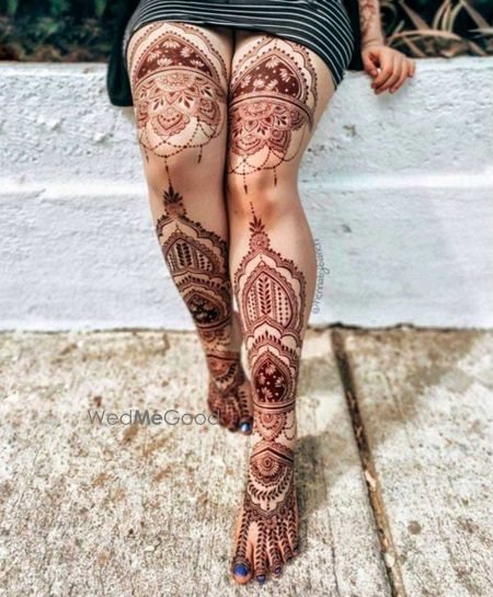 Photo of Unique feet mehendi designs