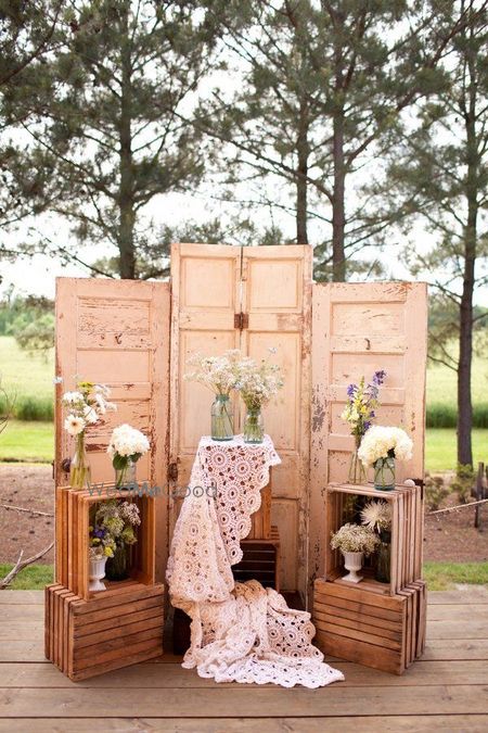 Photo of Decor rustic idea for backyard engagement