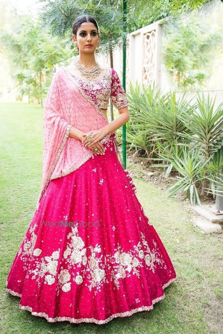 Photo of Simple bridal red lehenga with light pink dupatta