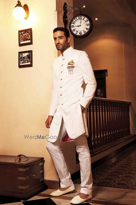 Photo of white jodhpuri