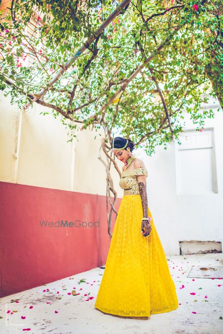 Photo of Pretty mehendi outfit