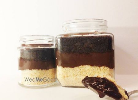 Photo of cake in a jar