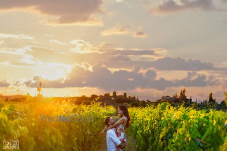 Photo of romantic pre-wedding shoot ideas!