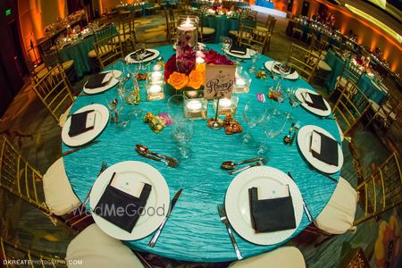 Photo of turquoise table cloths