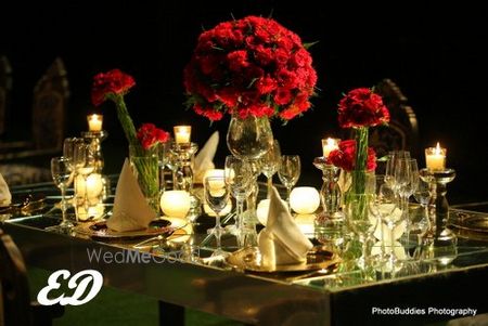 Photo of table centerpieces