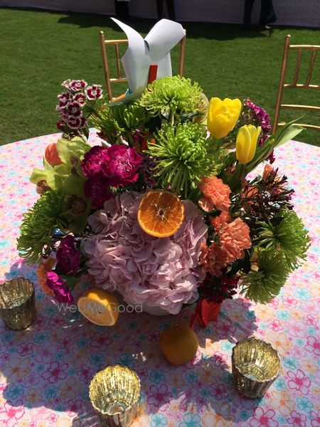 Photo of table centerpieces