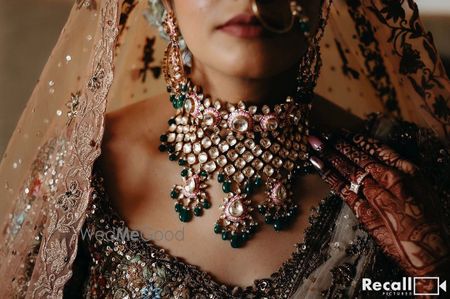 Photo of A gorgeous bridal choker!