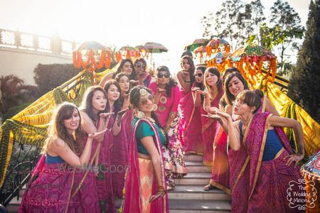 Photo of Bridesmaids mehendi pictures